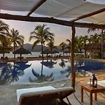 Thompson Zihuatanejo, A Beach Resort, By Hyatt 